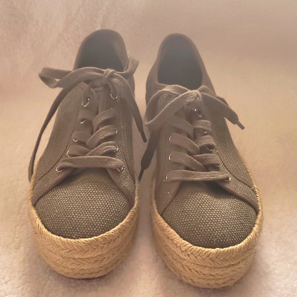 Sz.5 lace-up Olive Green Espadrille Platform Sneakers